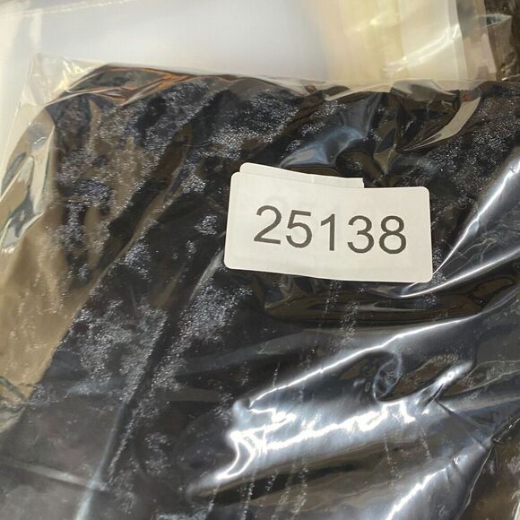 BP. Blouse Women L Large Black Sleeveless Wide Strap Round Neck Velvet Casual - Picture 9 of 9